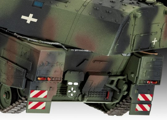 Revell 1/72nd scale Panzerhaubitze 2000