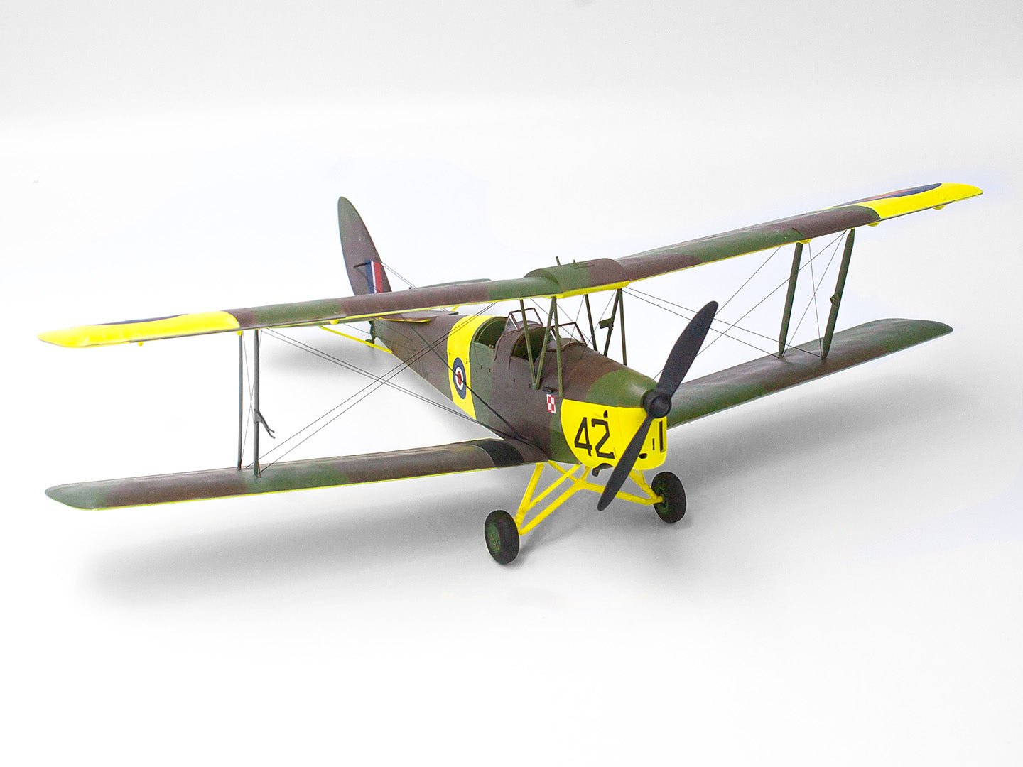 ICM 1/32nd scale de Havilland D.H.82a Tiger Moth with WWII RAF Cadets