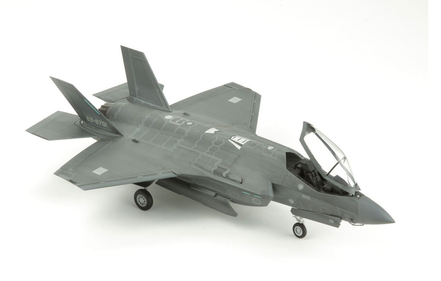 Meng Model 1/48th scale F-35A Lightning II JASDF