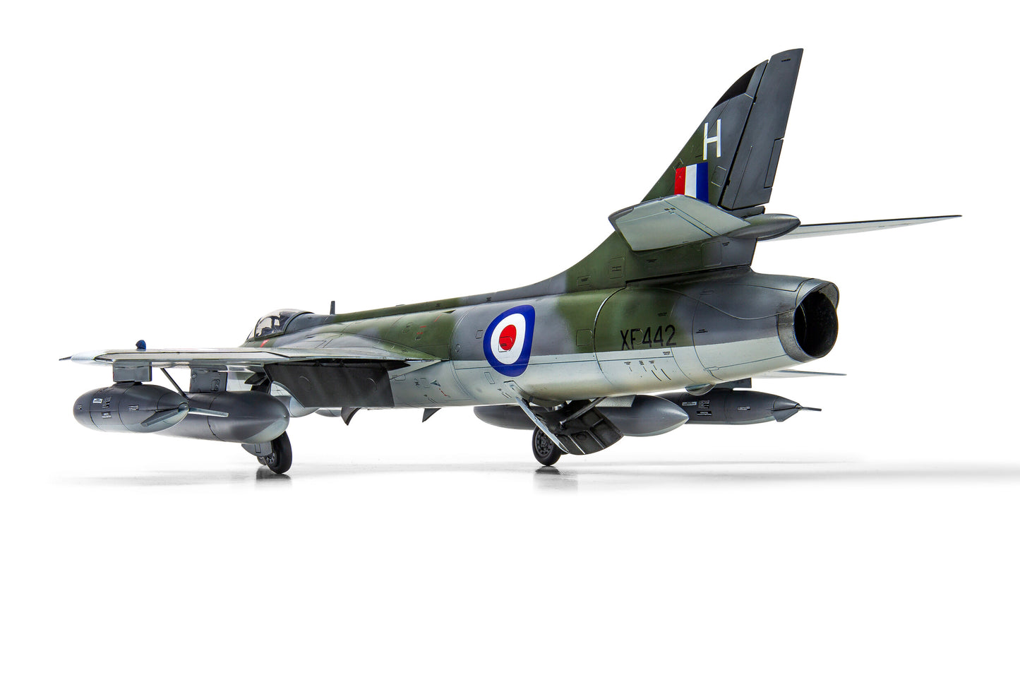 Airfix 1/48th scale Hawker Hunter FGA.9/FR.10/GA.11