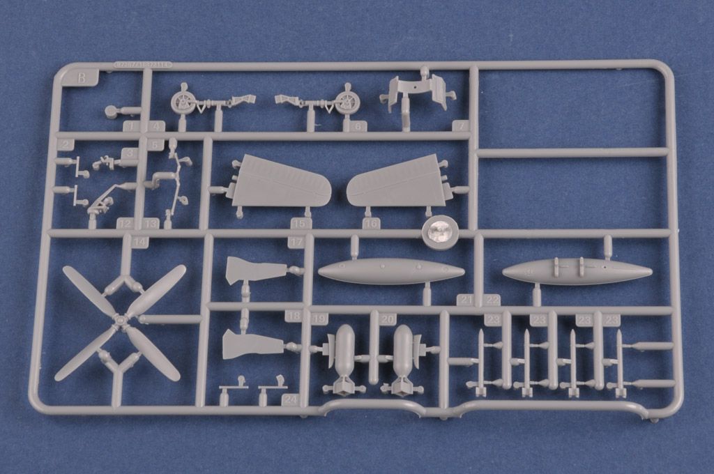 HobbyBoss 1/72nd scale F8F-1 Bearcat